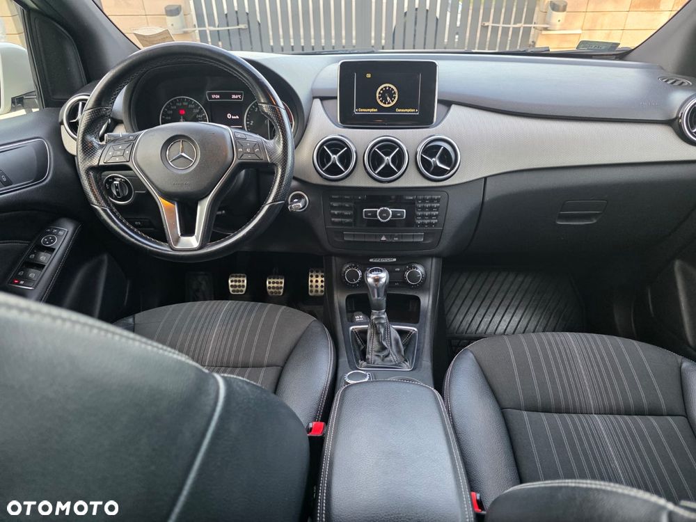 Mercedes-Benz Klasa B 180 CDI (BlueEFFICIENCY) - 9