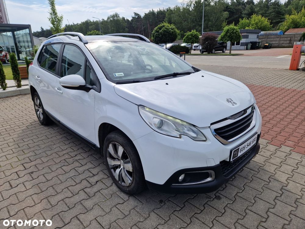 Peugeot 2008 1.2 Pure Tech Style - 3