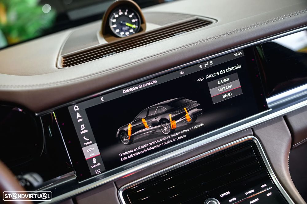 Porsche Panamera Sport Turismo 4S E-Hybrid - 32