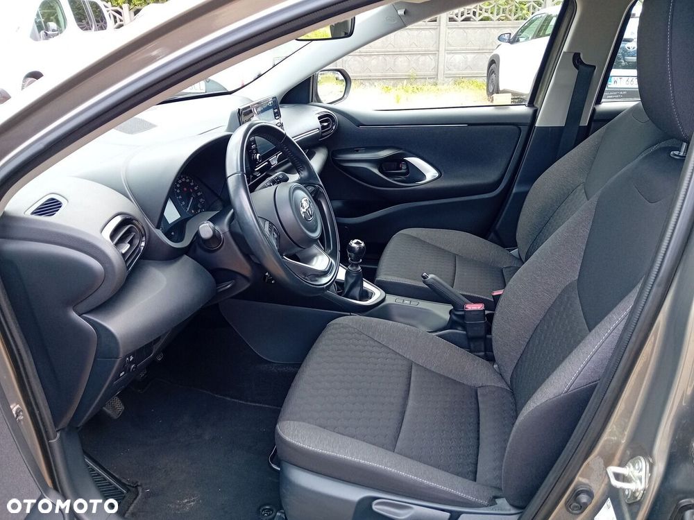 Toyota Yaris - 14