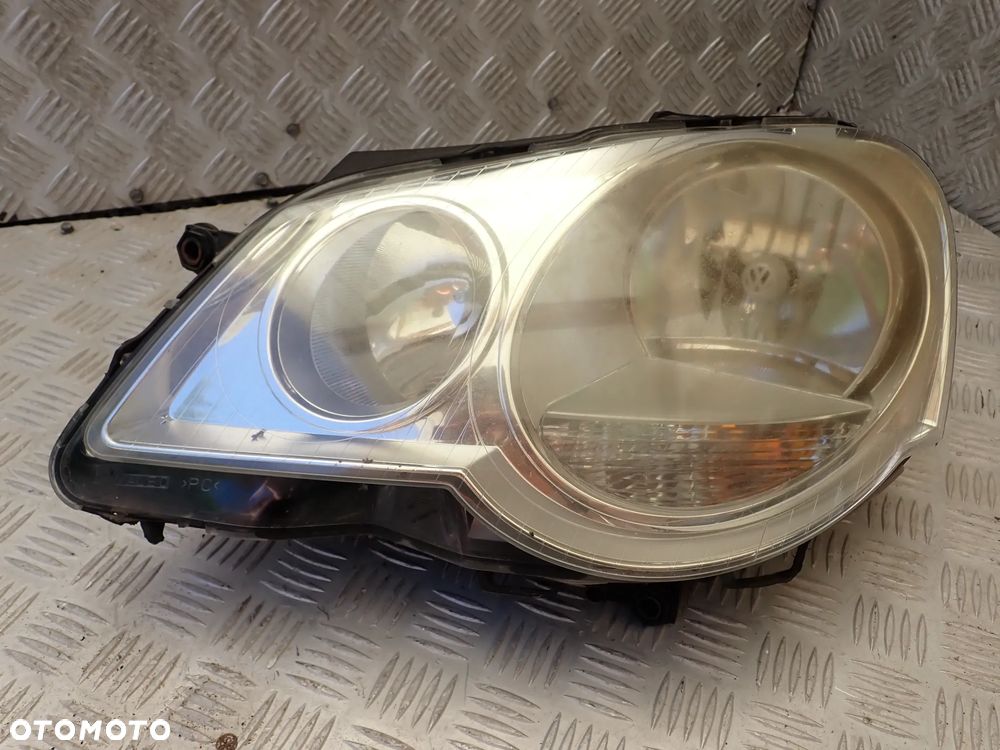 LAMPA LEWY PRZÓD VW POLO IV  89311990  250 ZŁ - 2
