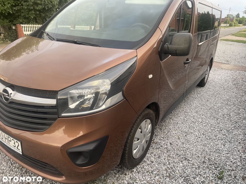 Opel Vivaro - 1