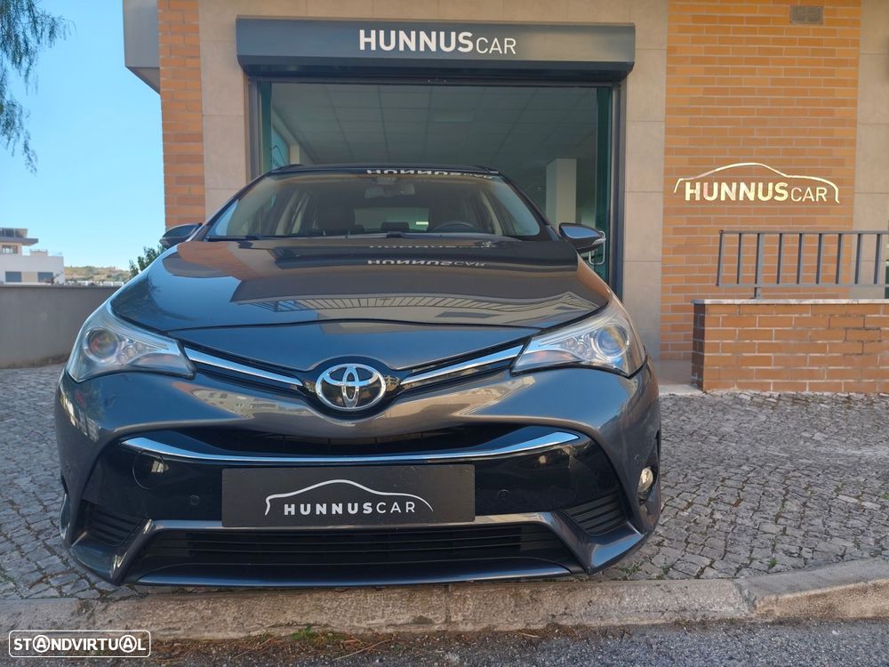 Toyota Avensis Touring Sports 1.6 D-4D Exclusive - 2