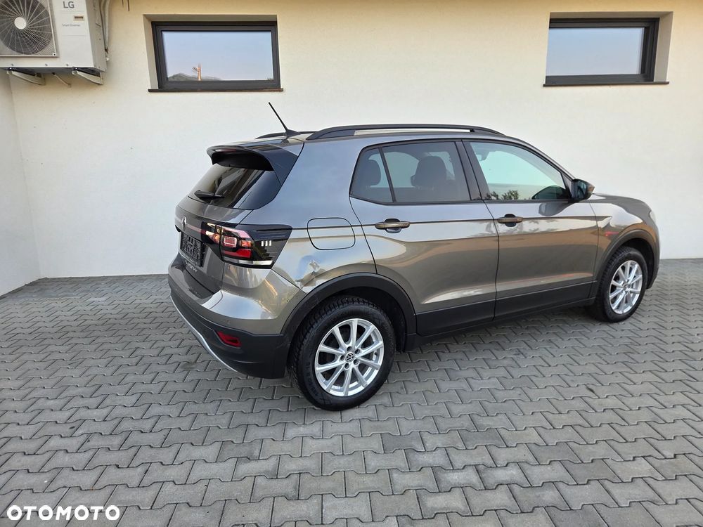 Volkswagen T-Cross - 19