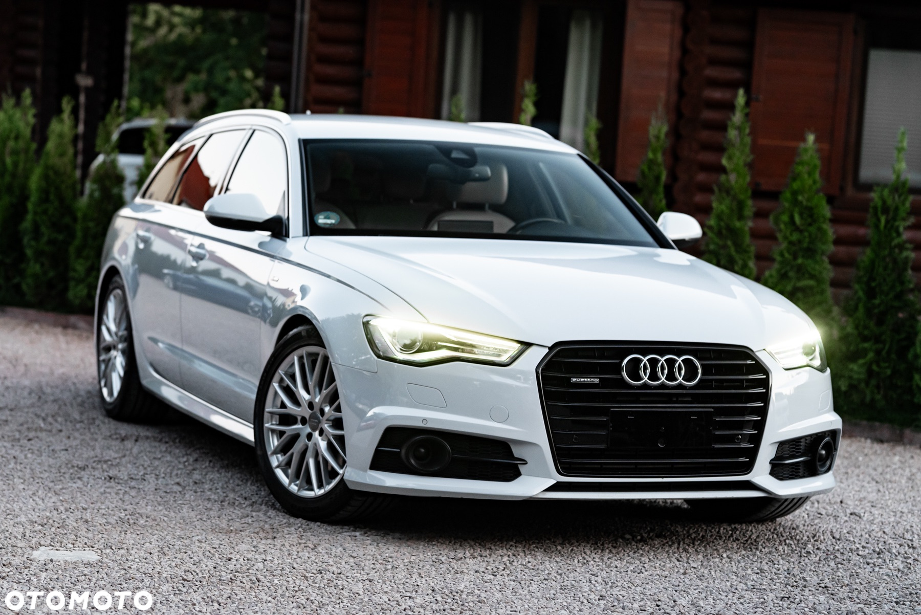 Audi A6 Avant 3.0 TDI quattro S tronic - 4