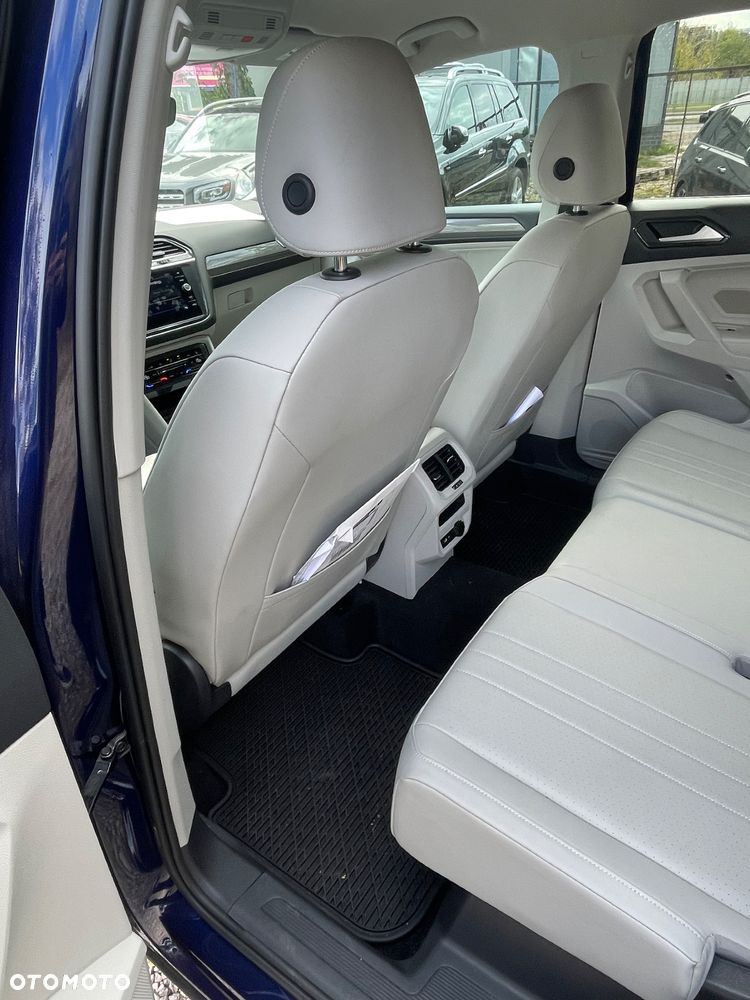 Volkswagen Tiguan - 17