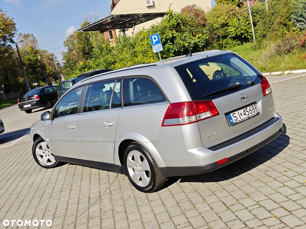 Opel Vectra 1.9 CDTI Caravan - 1