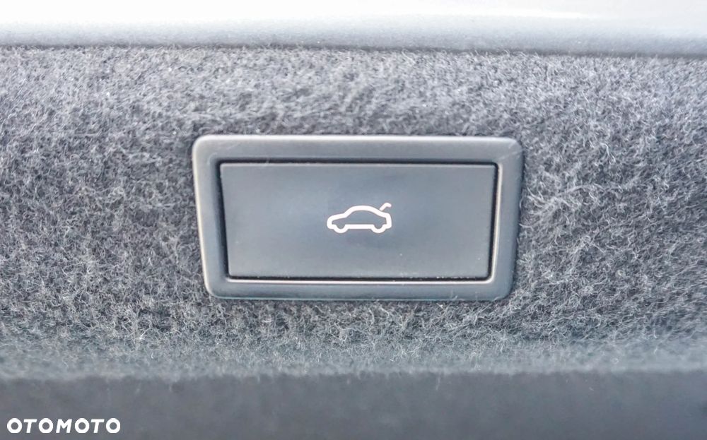 Skoda Superb 2.0 TSI L&K DSG - 34