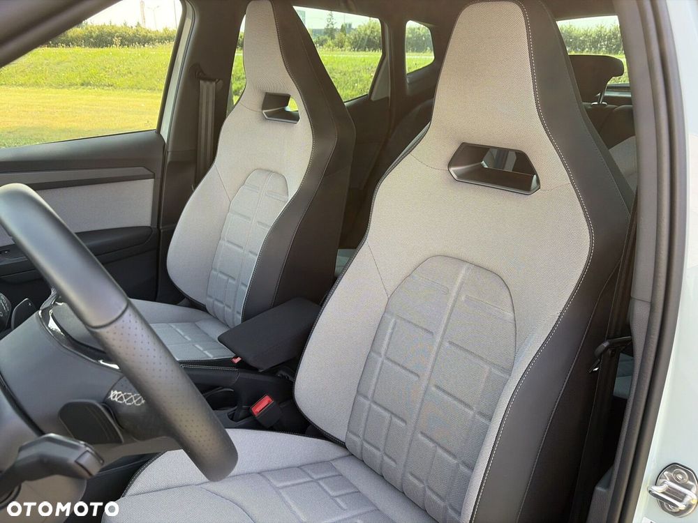 Seat Arona - 12
