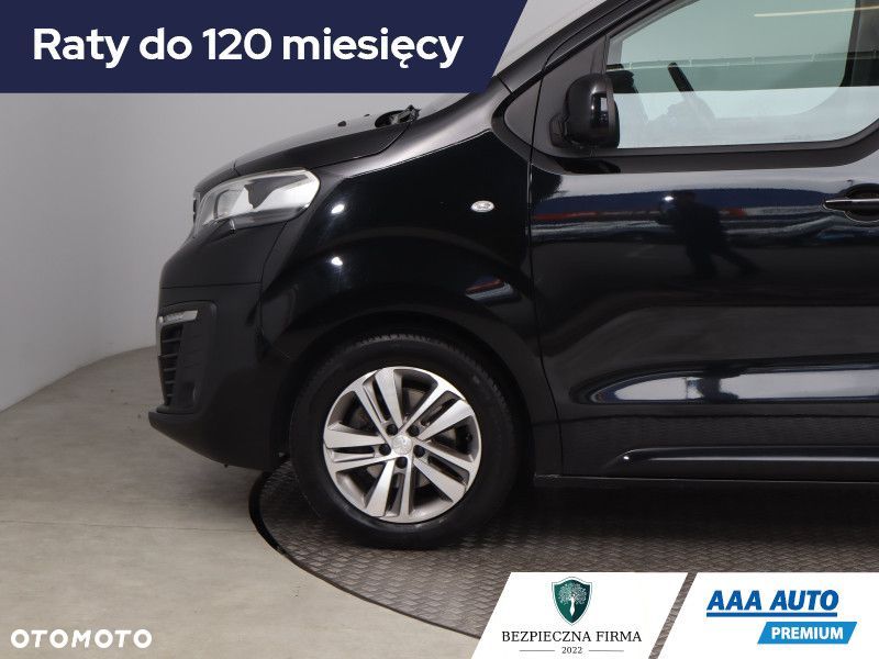 Peugeot Traveller - 16