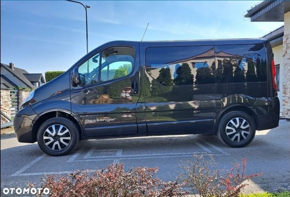 Opel Vivaro ver-tour-elegance-l1h1 - 10