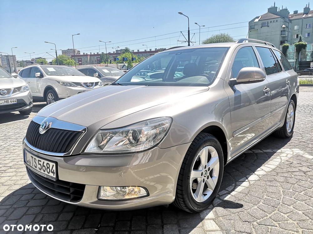 Skoda Octavia 1.2 TSI Ambiente - 1