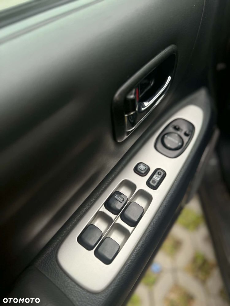 Lexus IS 200 Prestige - 4