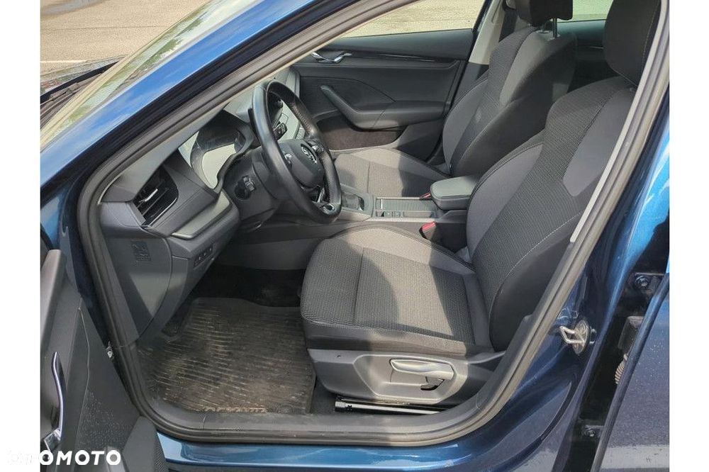 Skoda Octavia 1.5 TSI ACT Ambition - 6