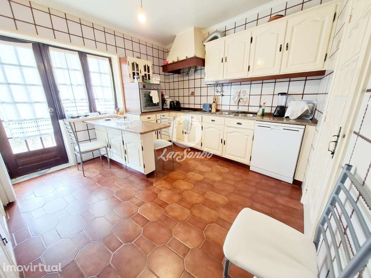 Moradia T4 com terraço na Póvoa de Varzim - Grande imagem: 2/26