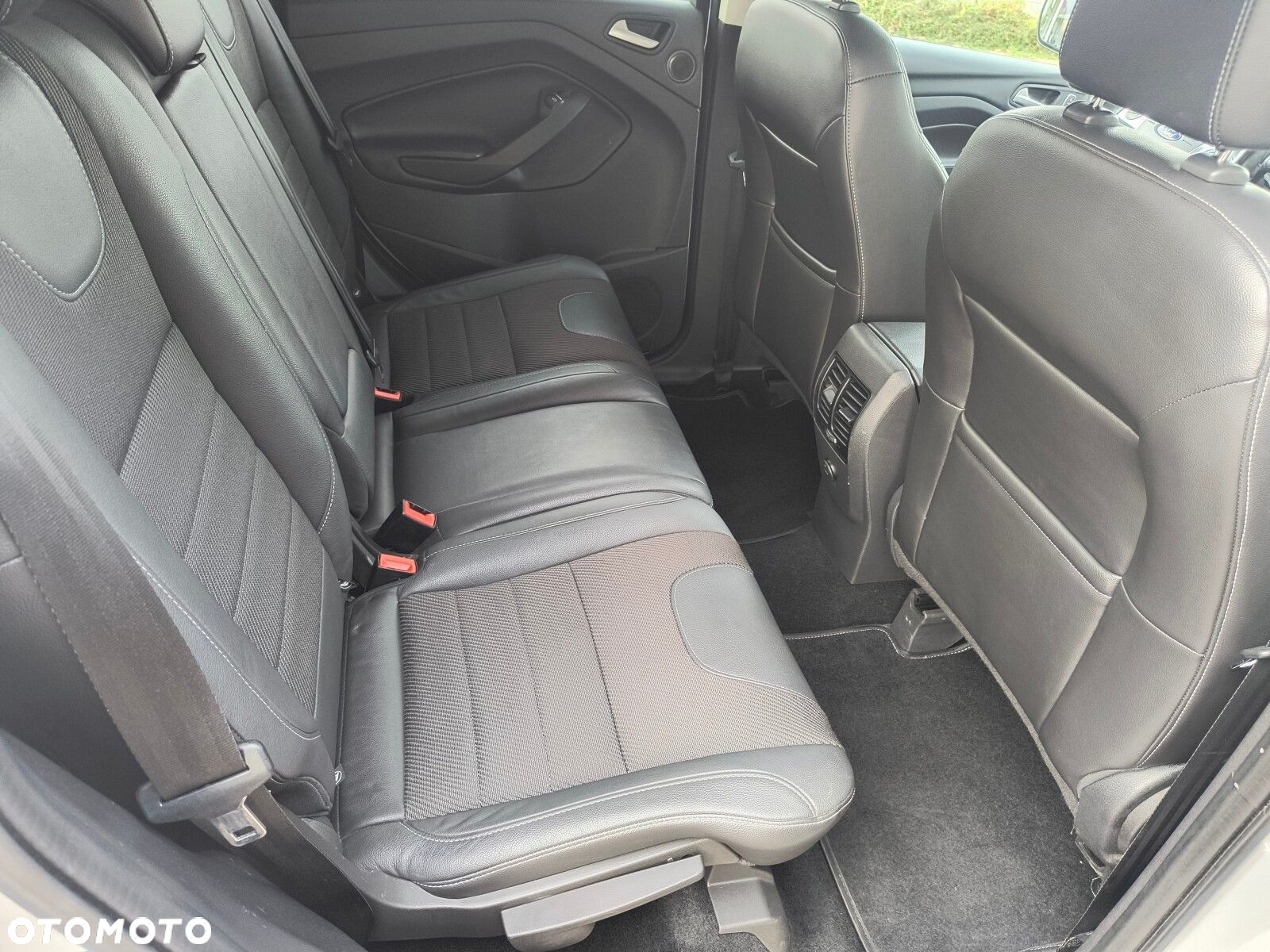 Ford Kuga 2.0 TDCi 4WD Titanium - 23