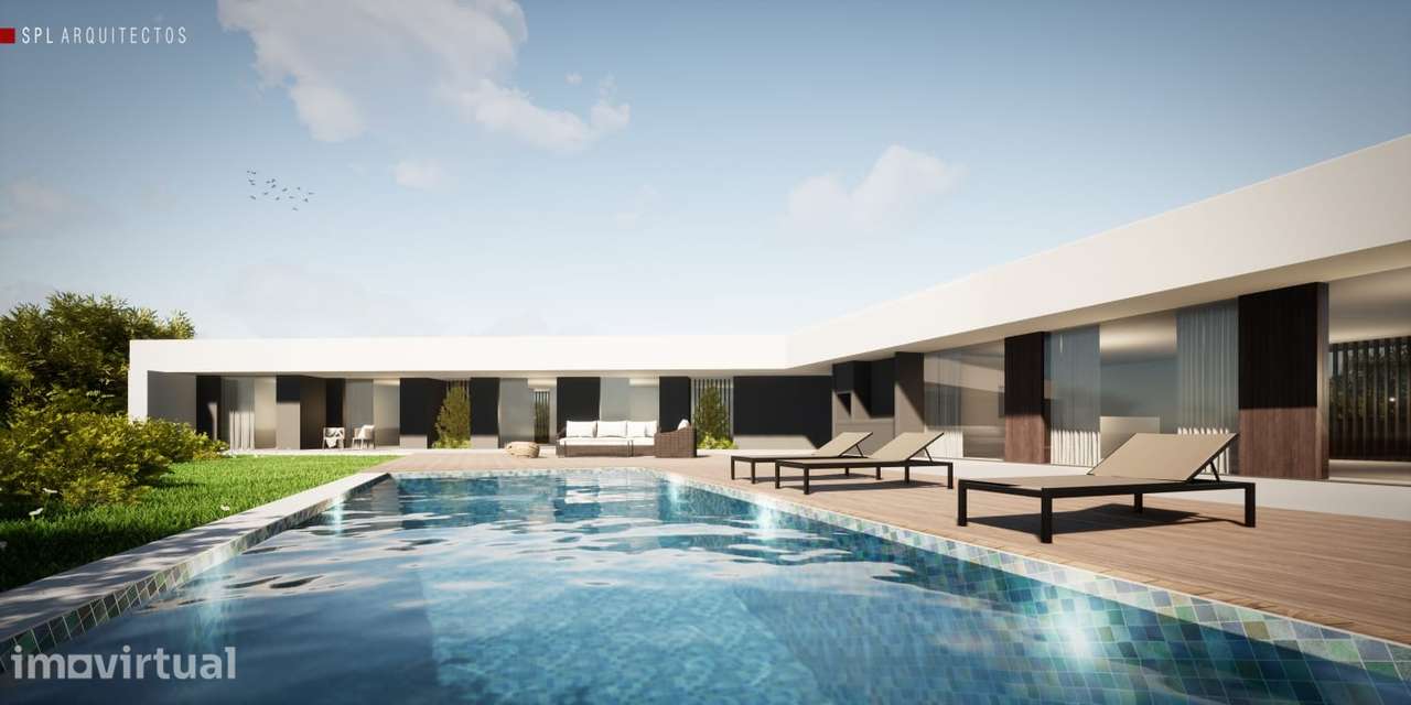 Moradia V5 - Térrea - c/ Jardim e Piscina - Vila Alegre - Grande imagem: 2/6