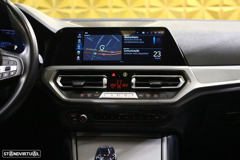 BMW 330 e Line Luxury Auto - 15