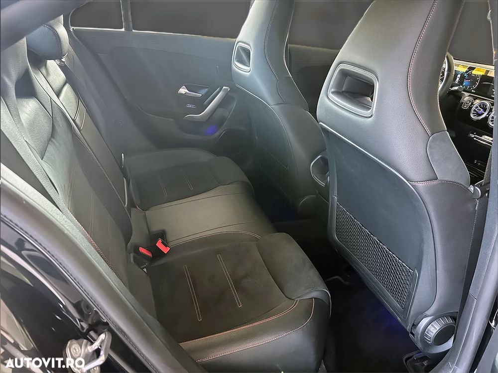 Mercedes-Benz CLA 200 7G-DCT AMG Line - 13