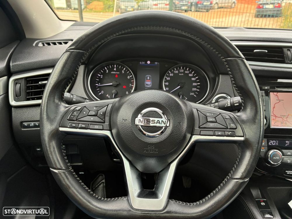 Nissan Qashqai 1.3 DIG-T N-Connecta - 14
