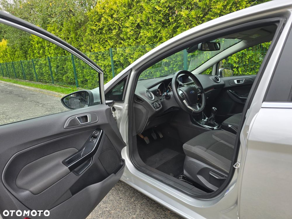 Ford Fiesta 1.0 EcoBoost Titanium - 21