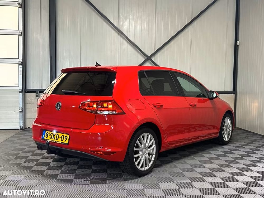 Volkswagen Golf 1.4 TSI ACT BlueMotion Technology DSG Highline - 2