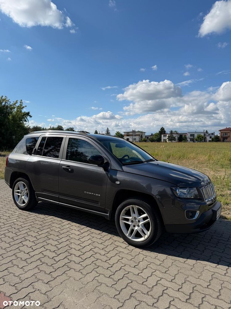 Jeep Compass 2.0 4x2 Limited - 21