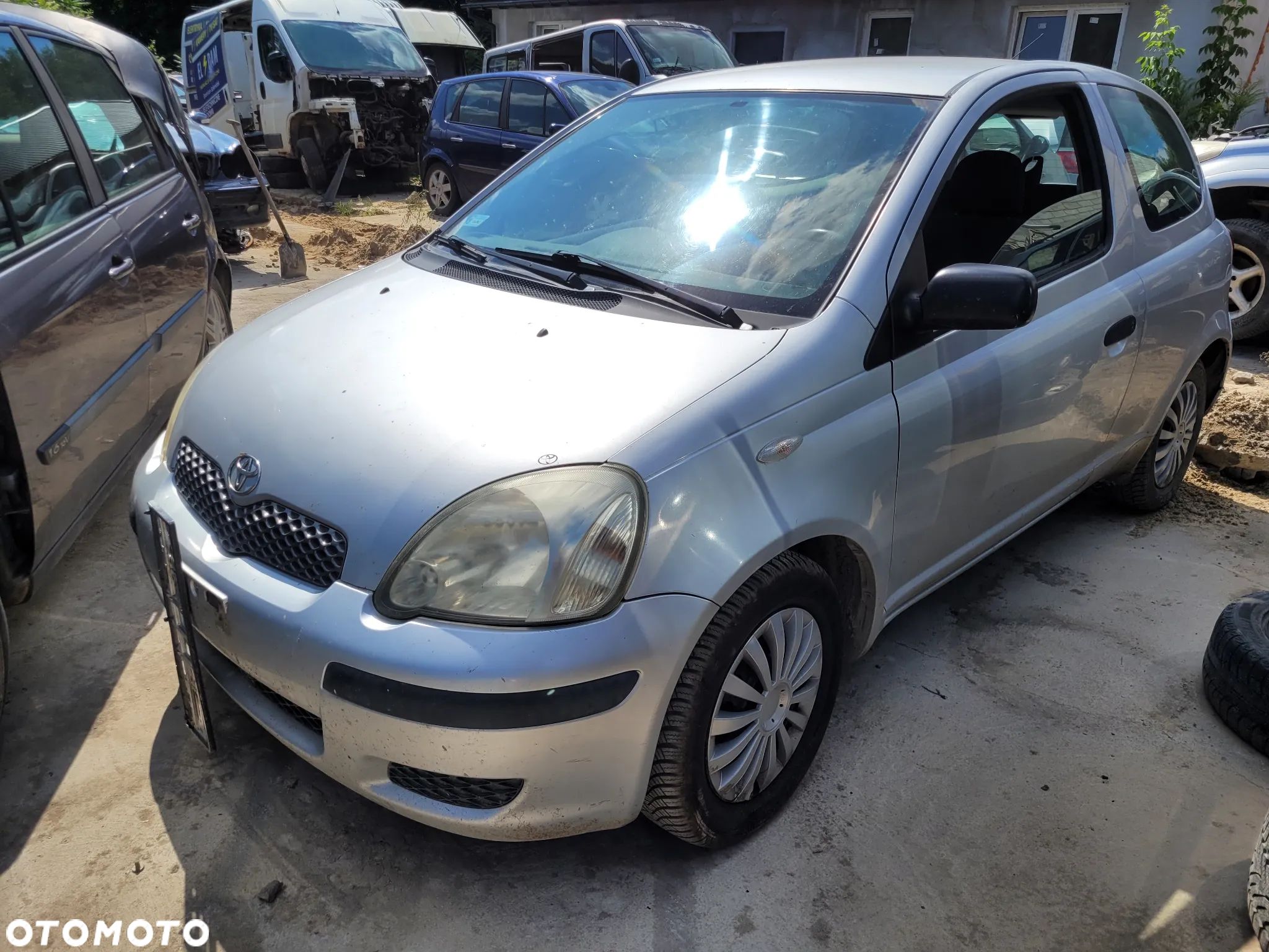 TOYOTA YARIS 1 LIFT 1.4 D4D 1NDTV silnik skrzynia napęd sanki belka wahacz wahacze zacisk zaciski zwrotnica piasta kopyto - 1