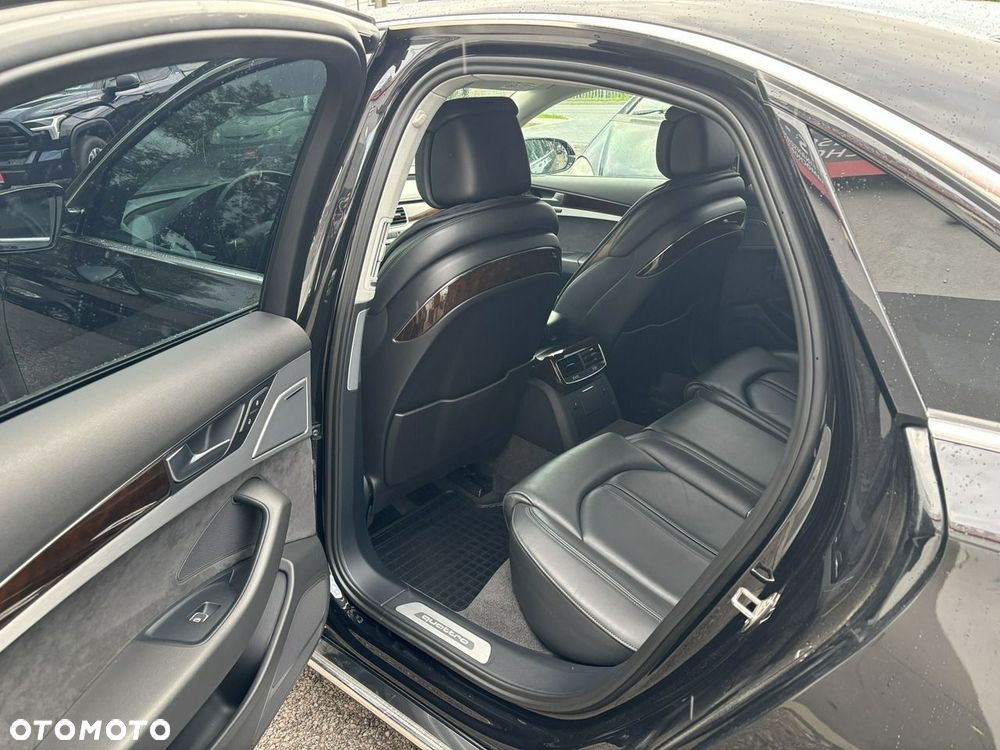 Audi A8 - 10
