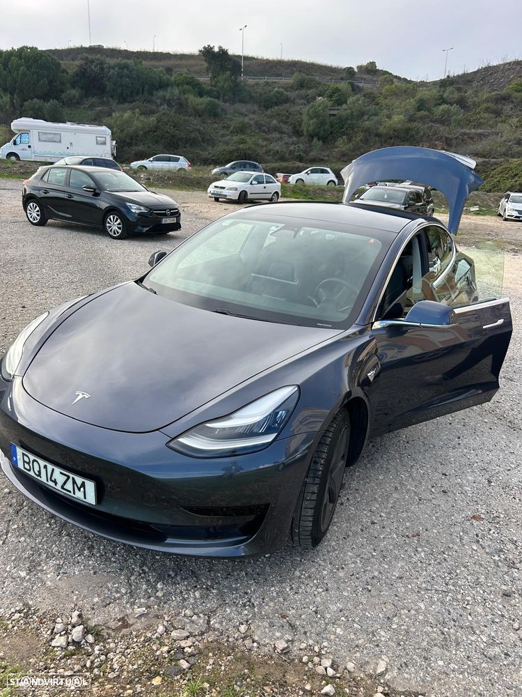 Tesla Model 3 Standard Range Plus RWD - 1