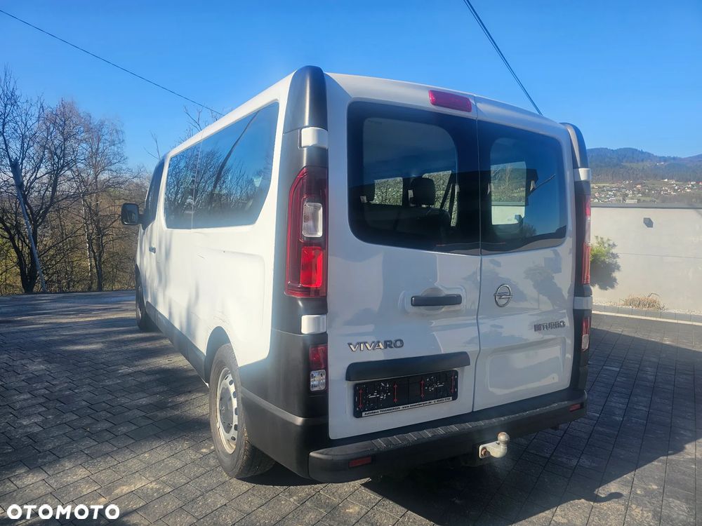 Opel Vivaro - 9