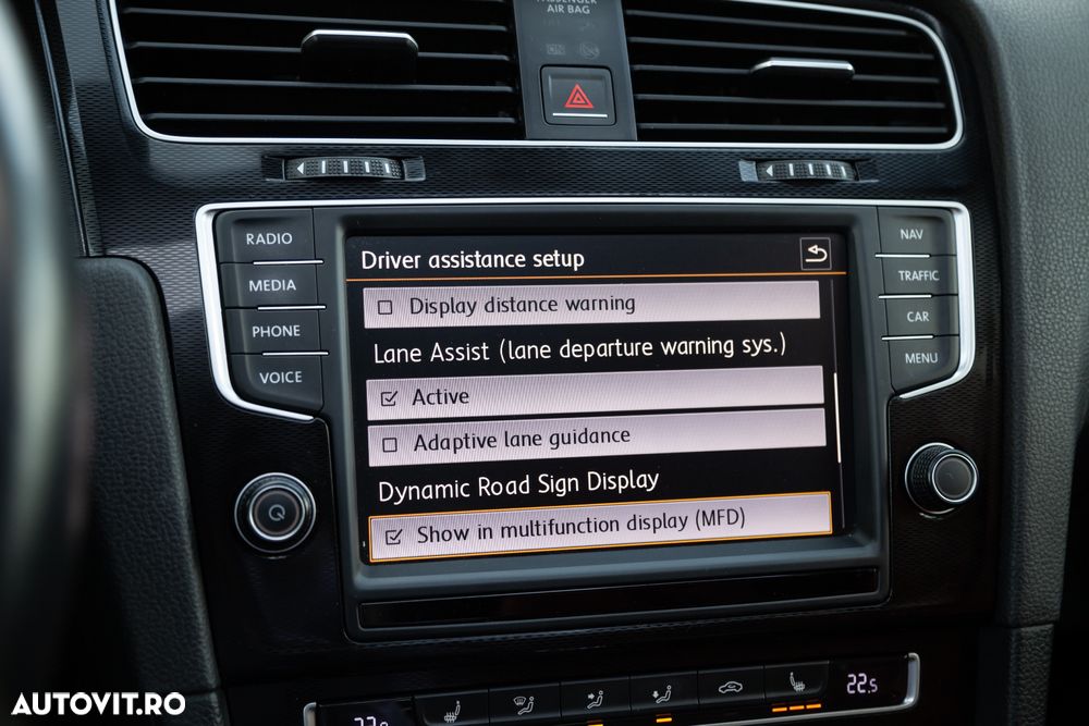 Volkswagen Golf - 33