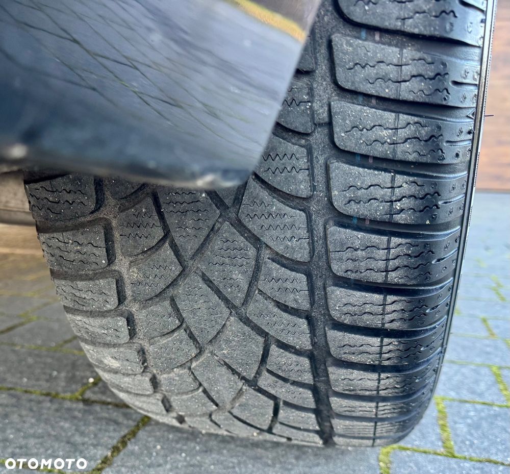 BMW Seria 5 535i Sport-Aut Modern Line - 22