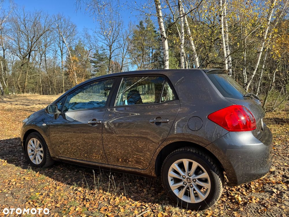 Toyota Auris - 7
