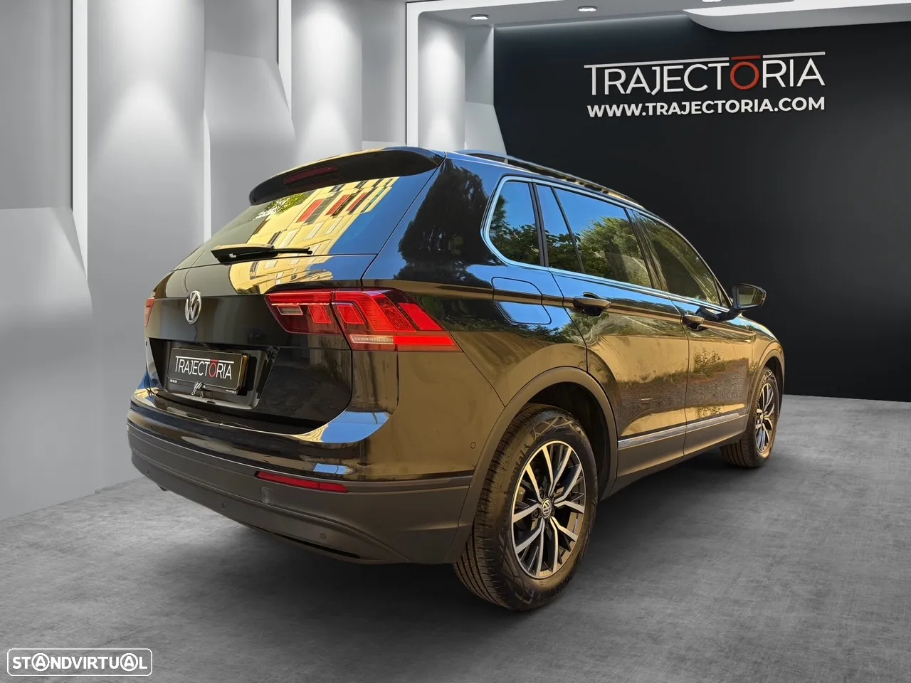 VW Tiguan 1.6 TDI Confortline - 3