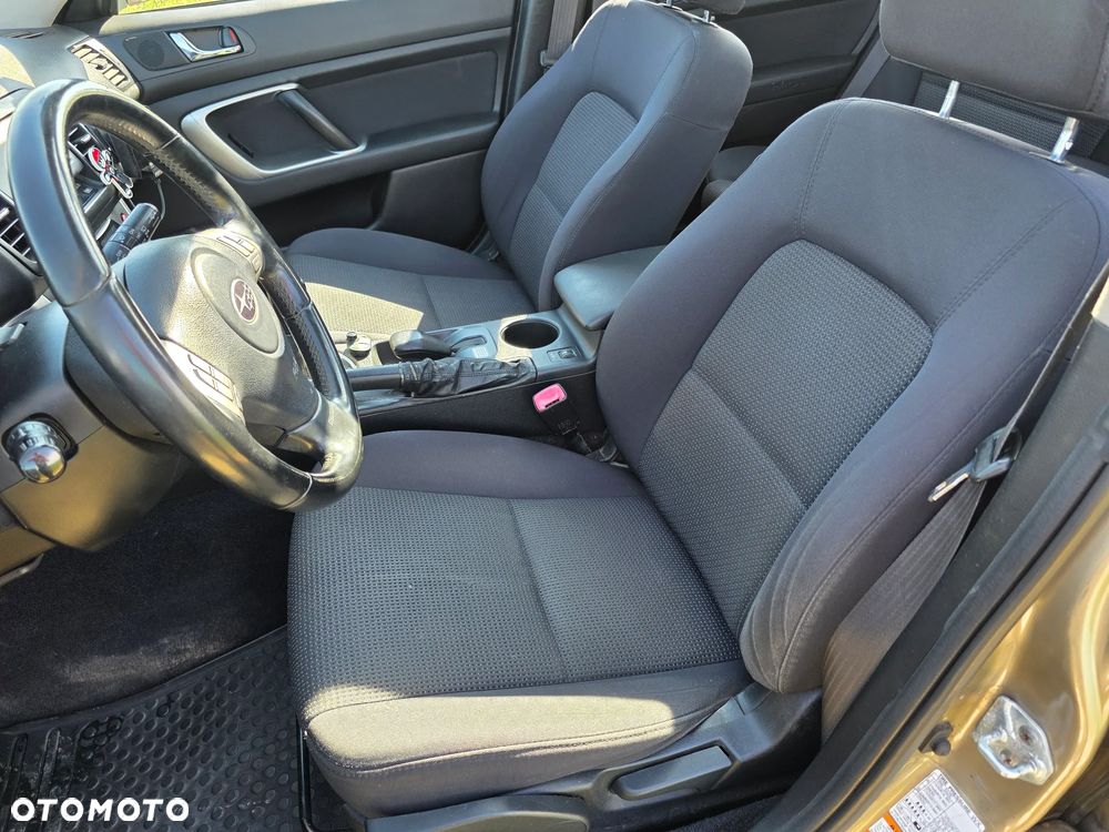 Subaru Outback - 28