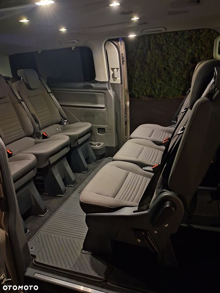 Ford Tourneo Custom - 3