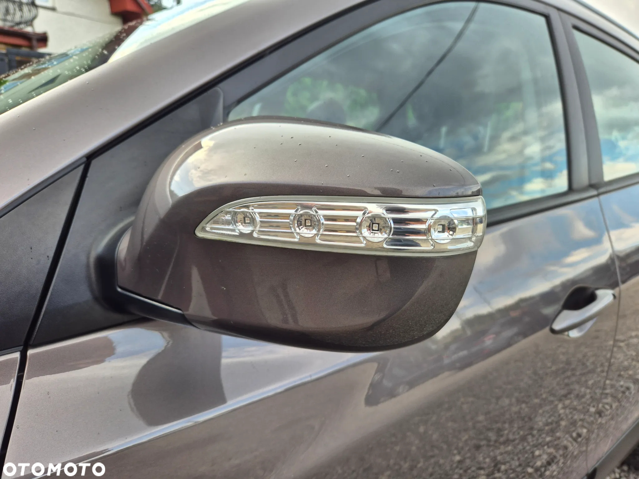 Hyundai ix35 1.6 2WD Fifa World Cup Edition - 9