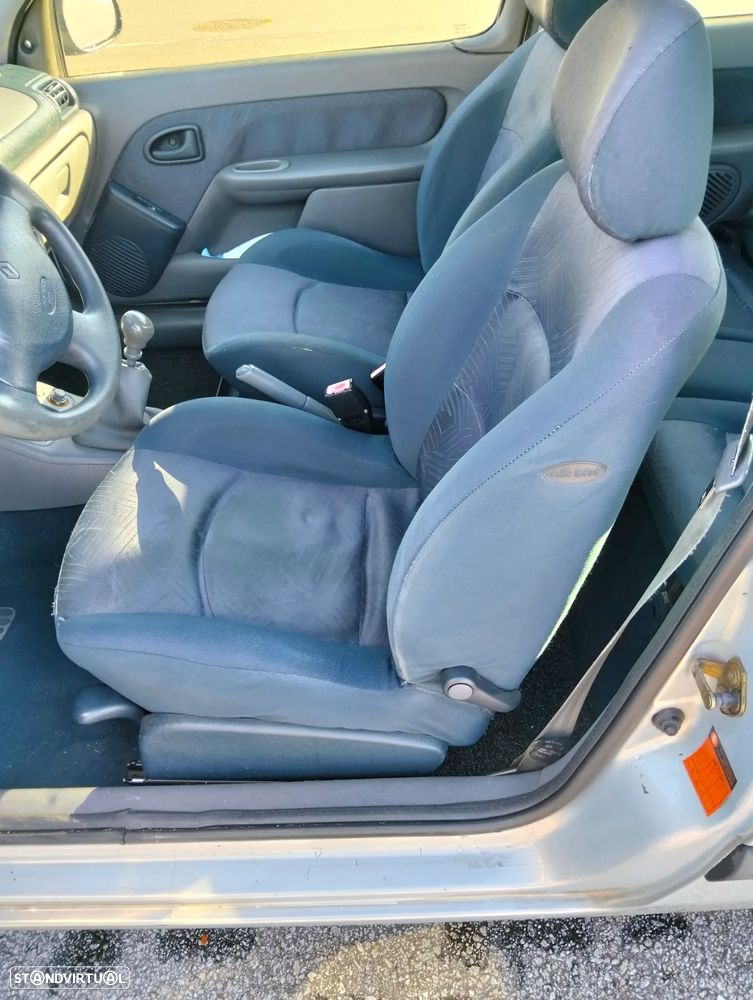 Renault Clio 1.2 16V Expression - 5