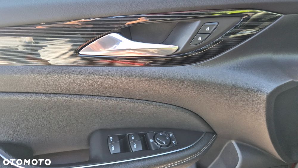 Opel Insignia 2.0 CDTI Exclusive S&S - 10