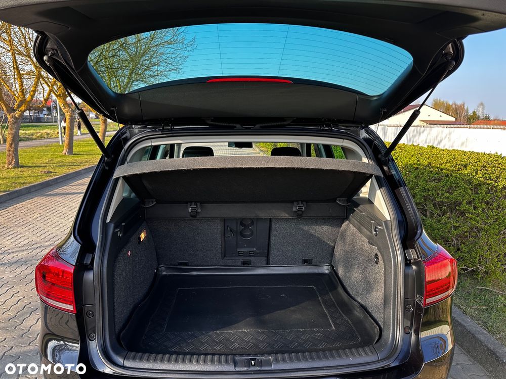 Volkswagen Tiguan 2.0 TDI DPF 4Motion BlueMotion Technology DSG Cup Sport & Style - 30