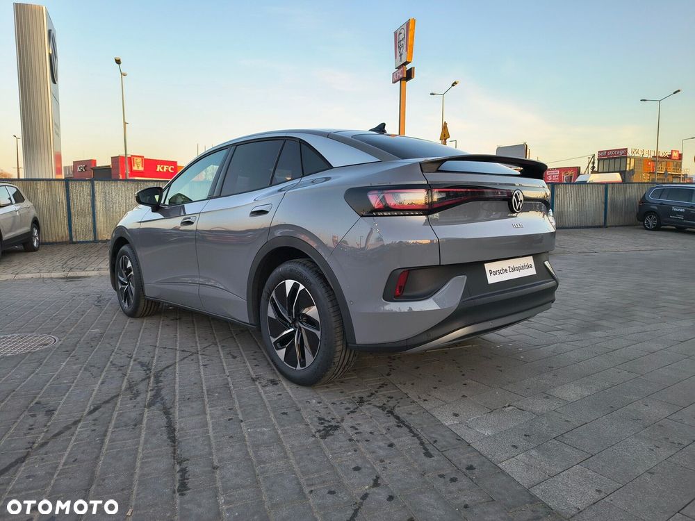 Volkswagen ID.5 52kWh Pure - 5