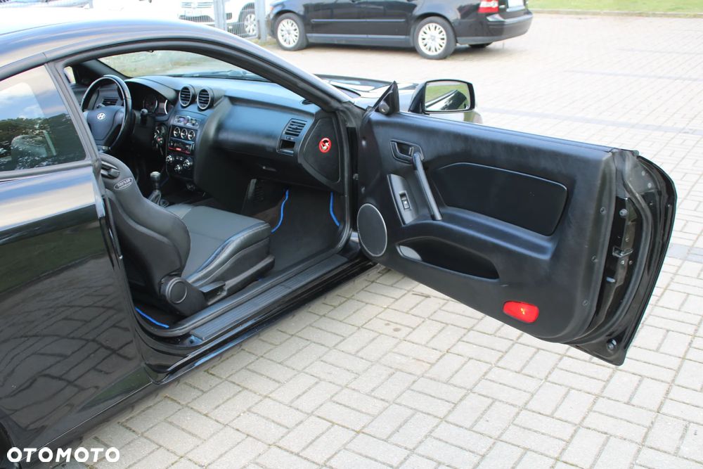 Hyundai Coupe - 26