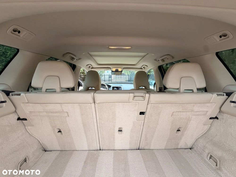 Volvo XC 60 - 25