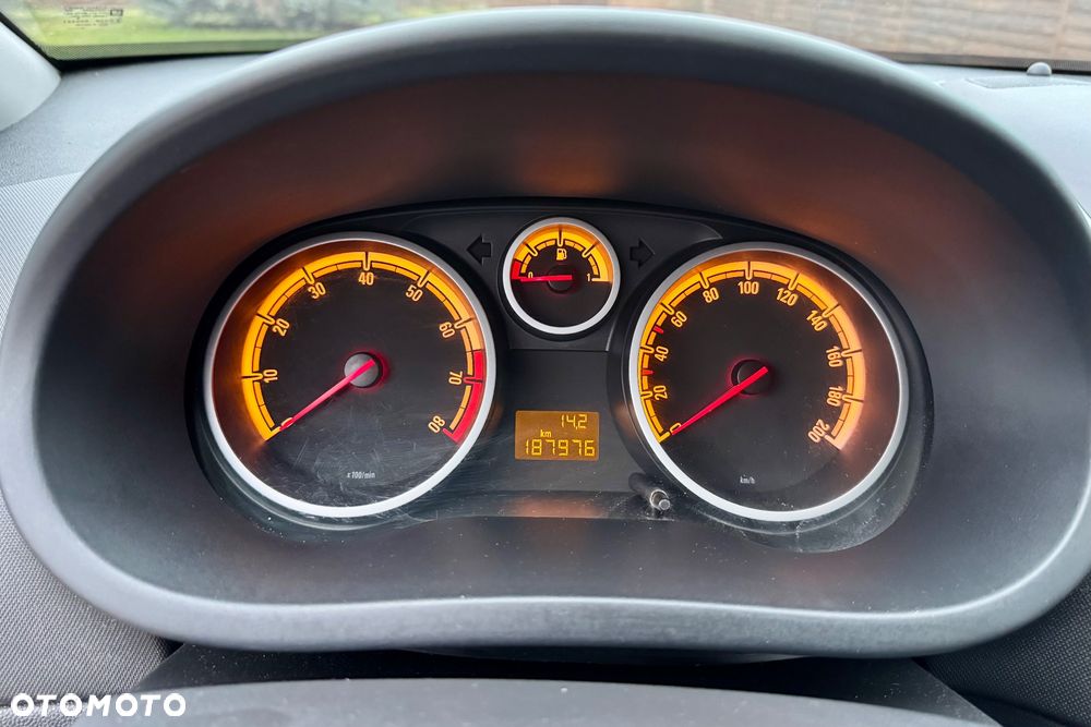 Opel Corsa 1.4 16V - 23