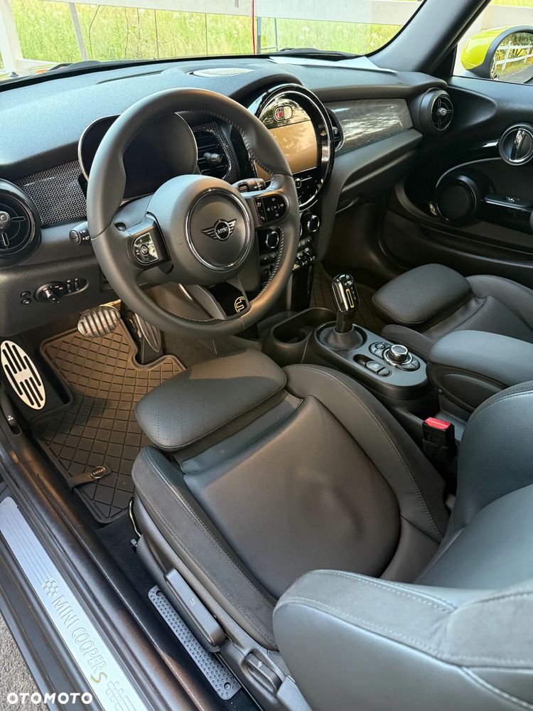 MINI Cooper SE - 10