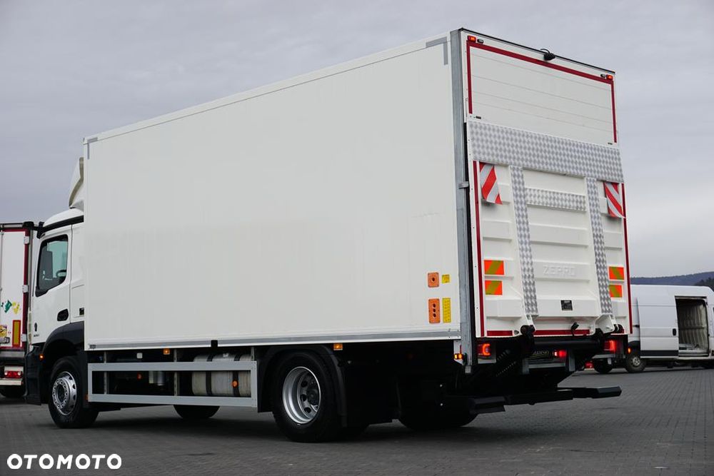 Mercedes-Benz ACTROS / 1830 / E 6 / MP 5 / KONTENER + WINDA / 16 PALET - 31