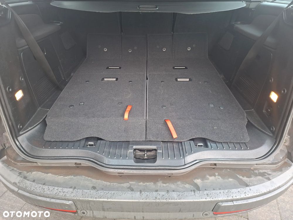 Ford Galaxy - 21