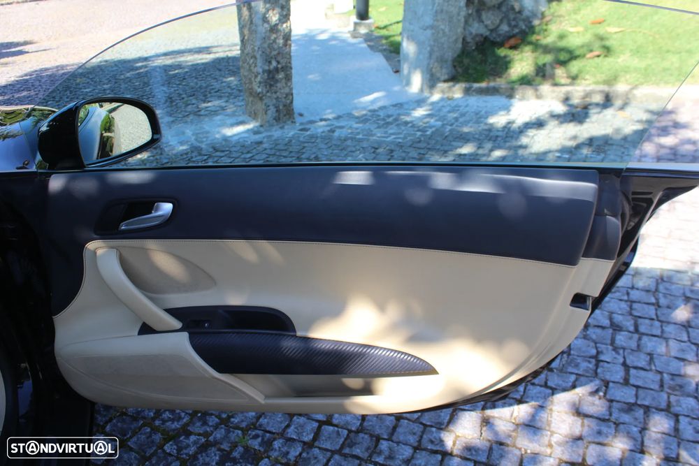 Audi R8 Coupé 4.2 FSI quattro R tronic - 23