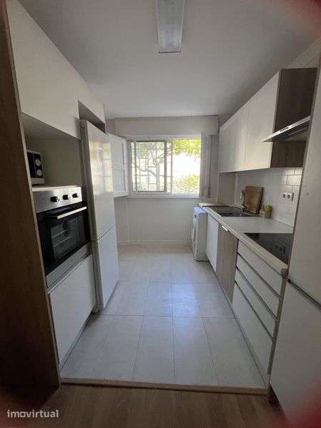 T1+1 no Casal de São Brás, Amadora - Grande imagem: 4/12
